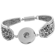 Fashion Health Bracelet Alloy Ancient Silver Bracelet With Unique Button Design